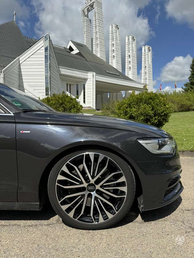 Audi A6, 3.0 l., Седан