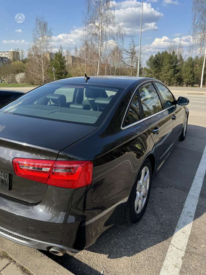 Audi A6, 3.0 l., Седан