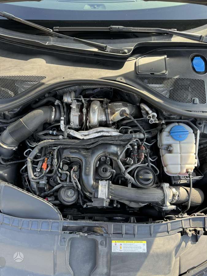 Audi A6, 3.0 l., Седан