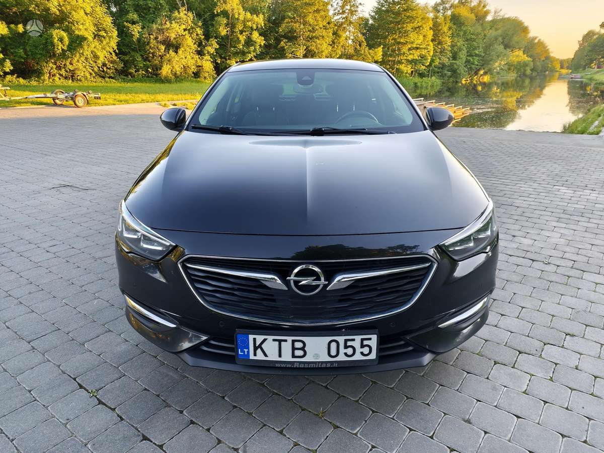 Opel Insignia, 1.6 l., hatchback