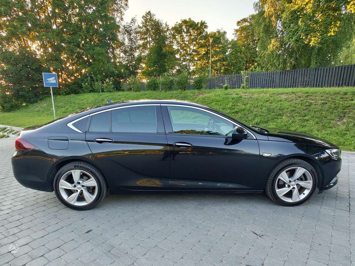 Opel Insignia, 1.6 l., hatchback