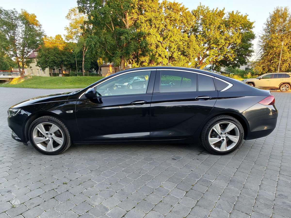 Opel Insignia, 1.6 l., hatchback