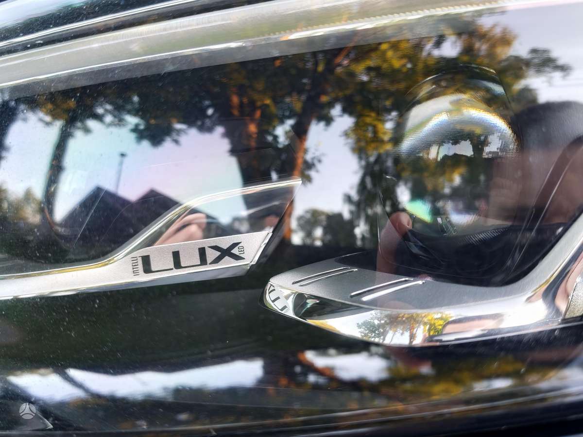 Opel Insignia, 1.6 l., hatchback