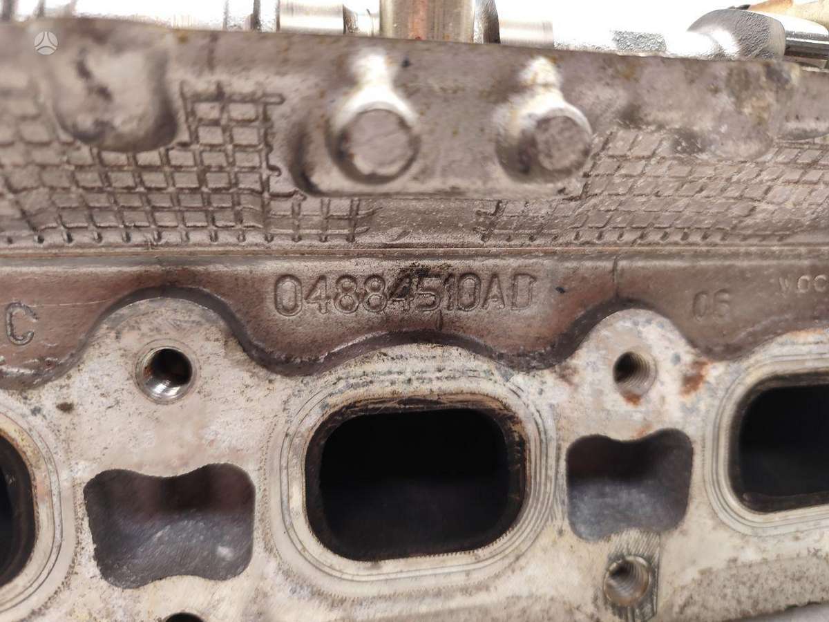 Jeep Compass, 04884510AD, variklio galvutė