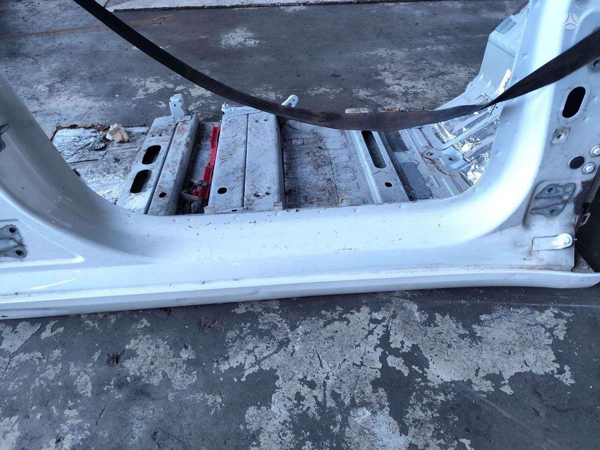 Tesla Model 3 hood (front, rear)