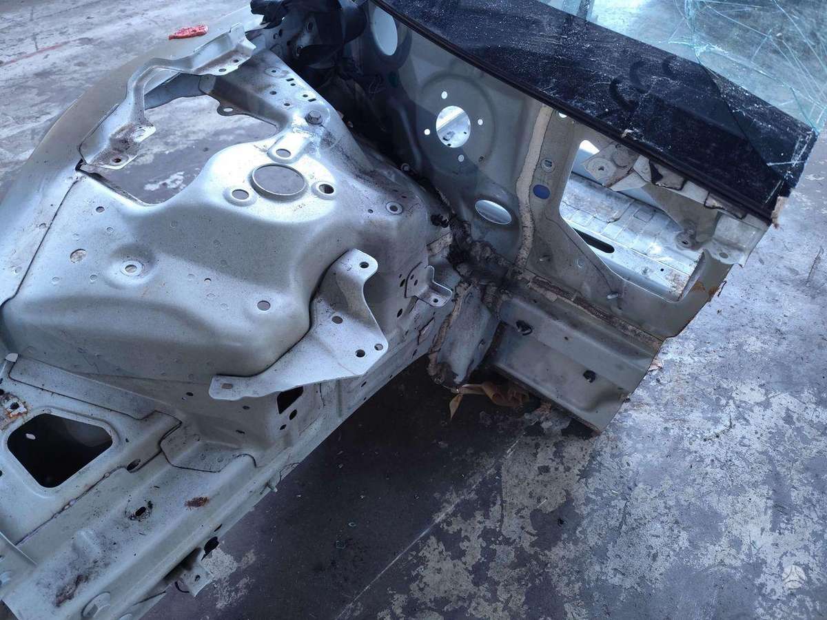 Tesla Model 3 hood (front, rear)