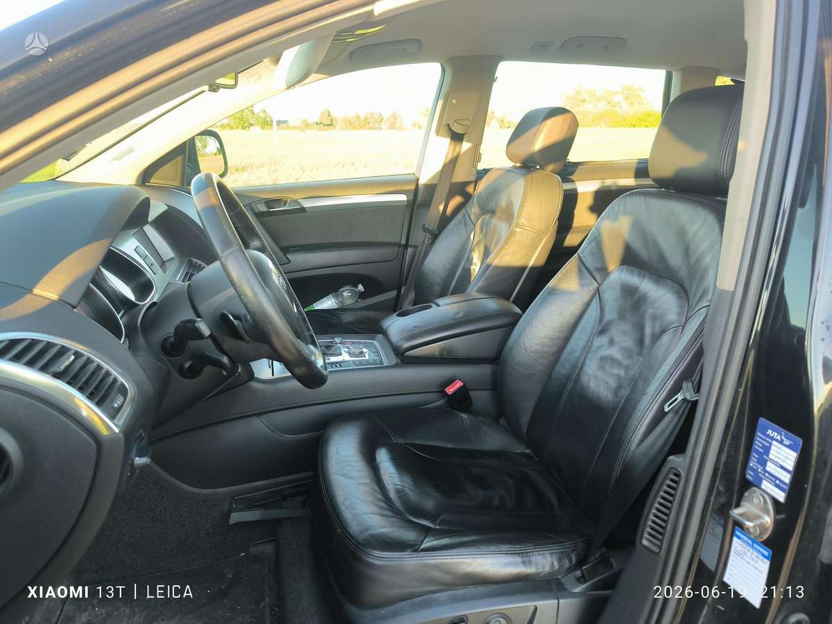 Audi Q7, 4.2 l., off-road / crossover