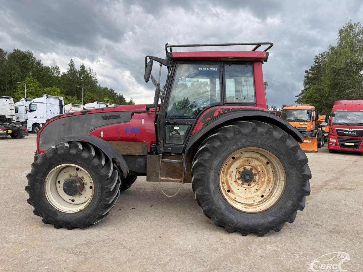 Valtra T190, tractors
