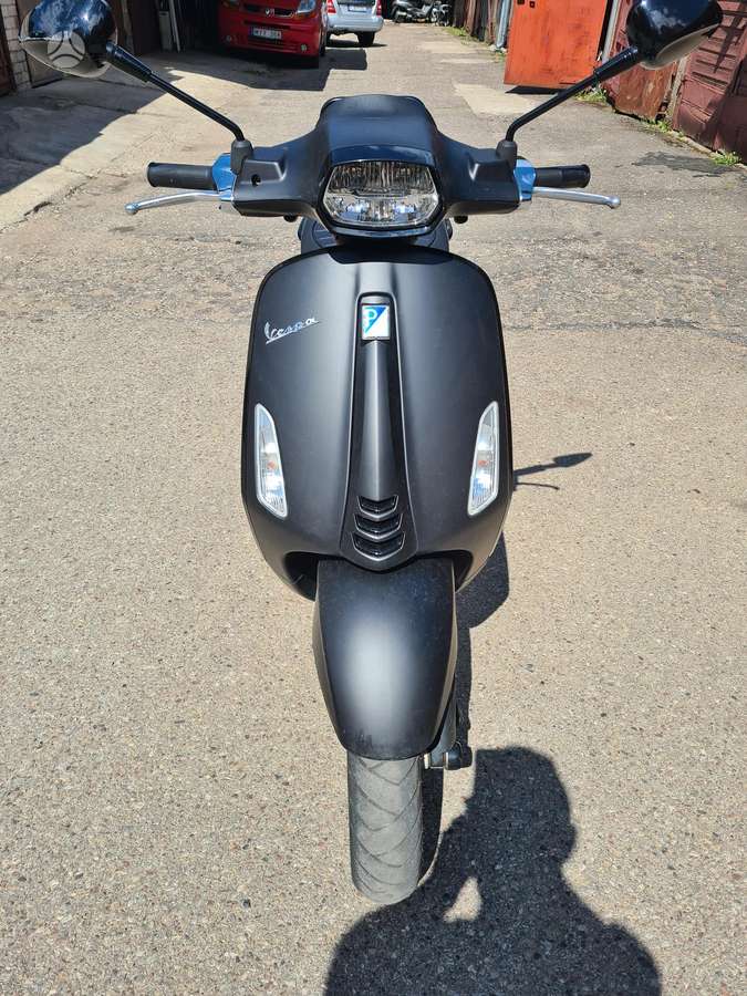 Piaggio Vespa 49cc, scooters / mopeds