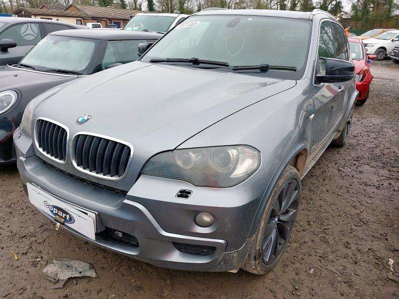 BMW X5 dalimis