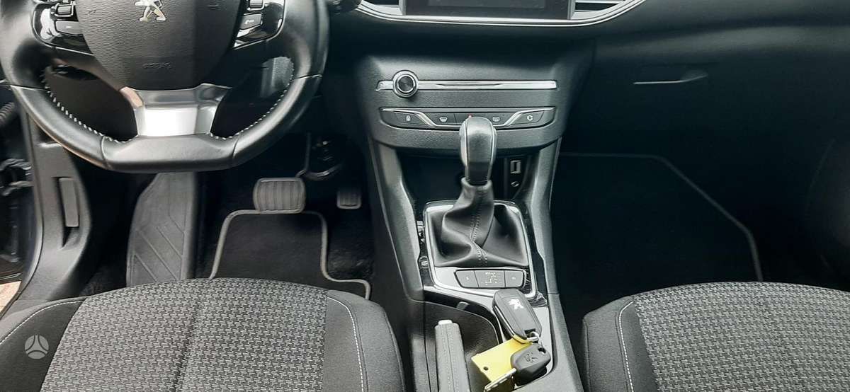 Peugeot 308, 1.6 l., Универсал