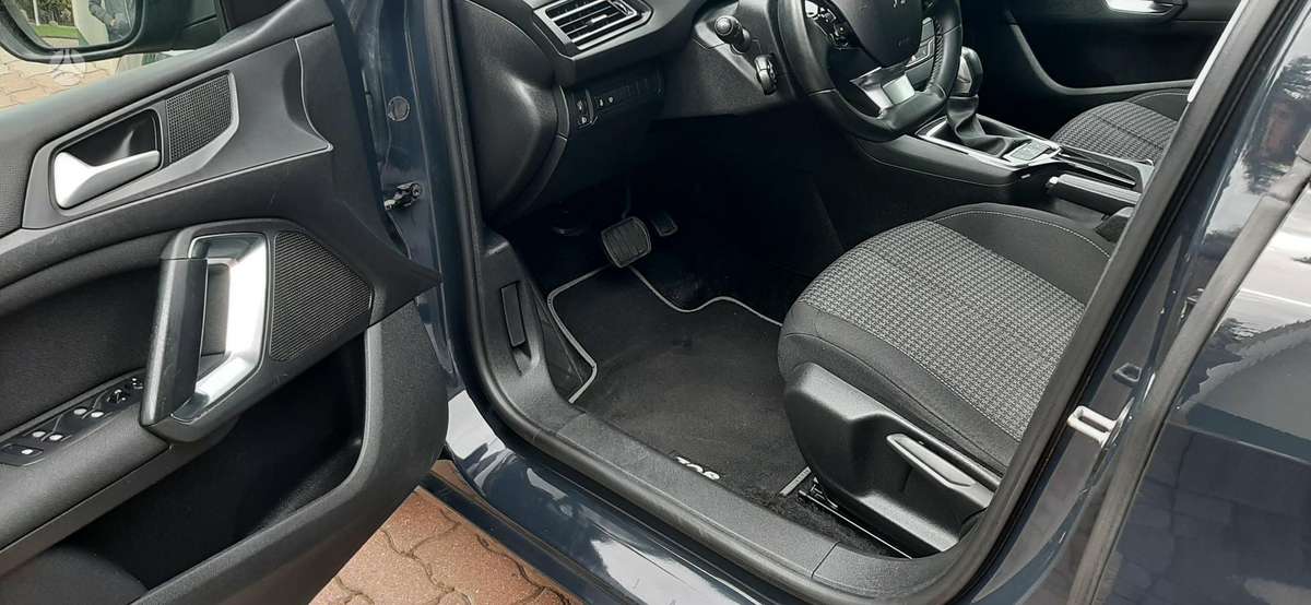 Peugeot 308, 1.6 l., Универсал