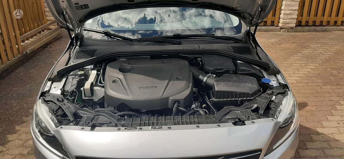 Volvo V60, 2.0 l., Универсал