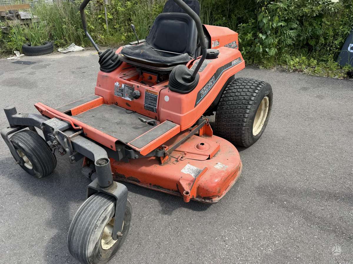 Kubota ZD21, садовые тракторы