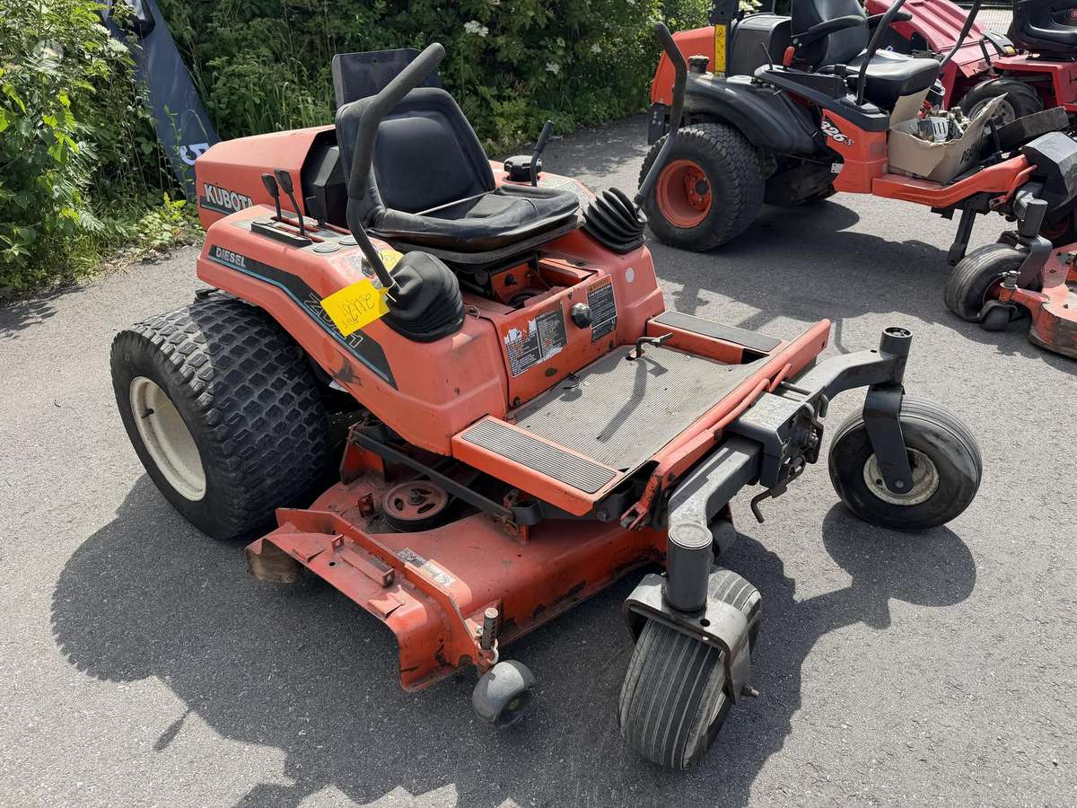 Kubota ZD21, садовые тракторы