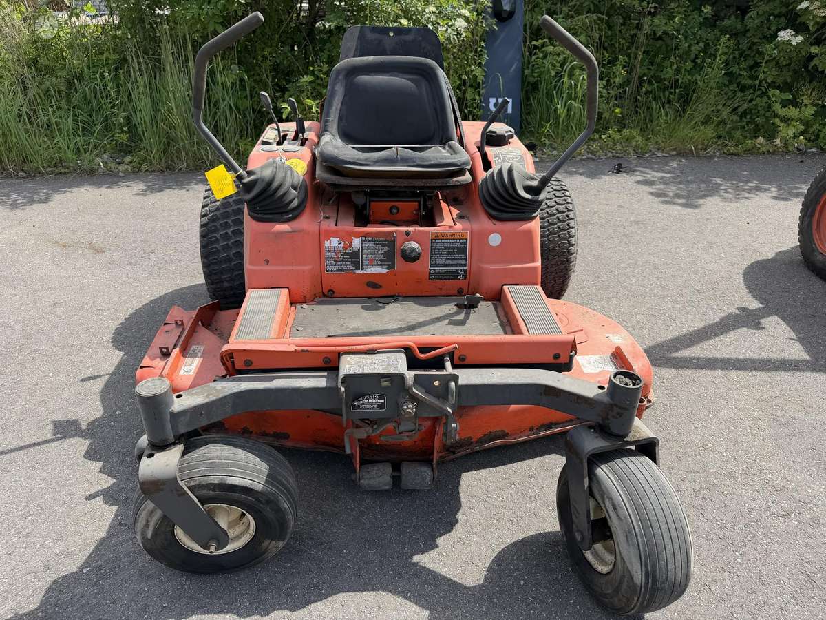 Kubota ZD21, садовые тракторы