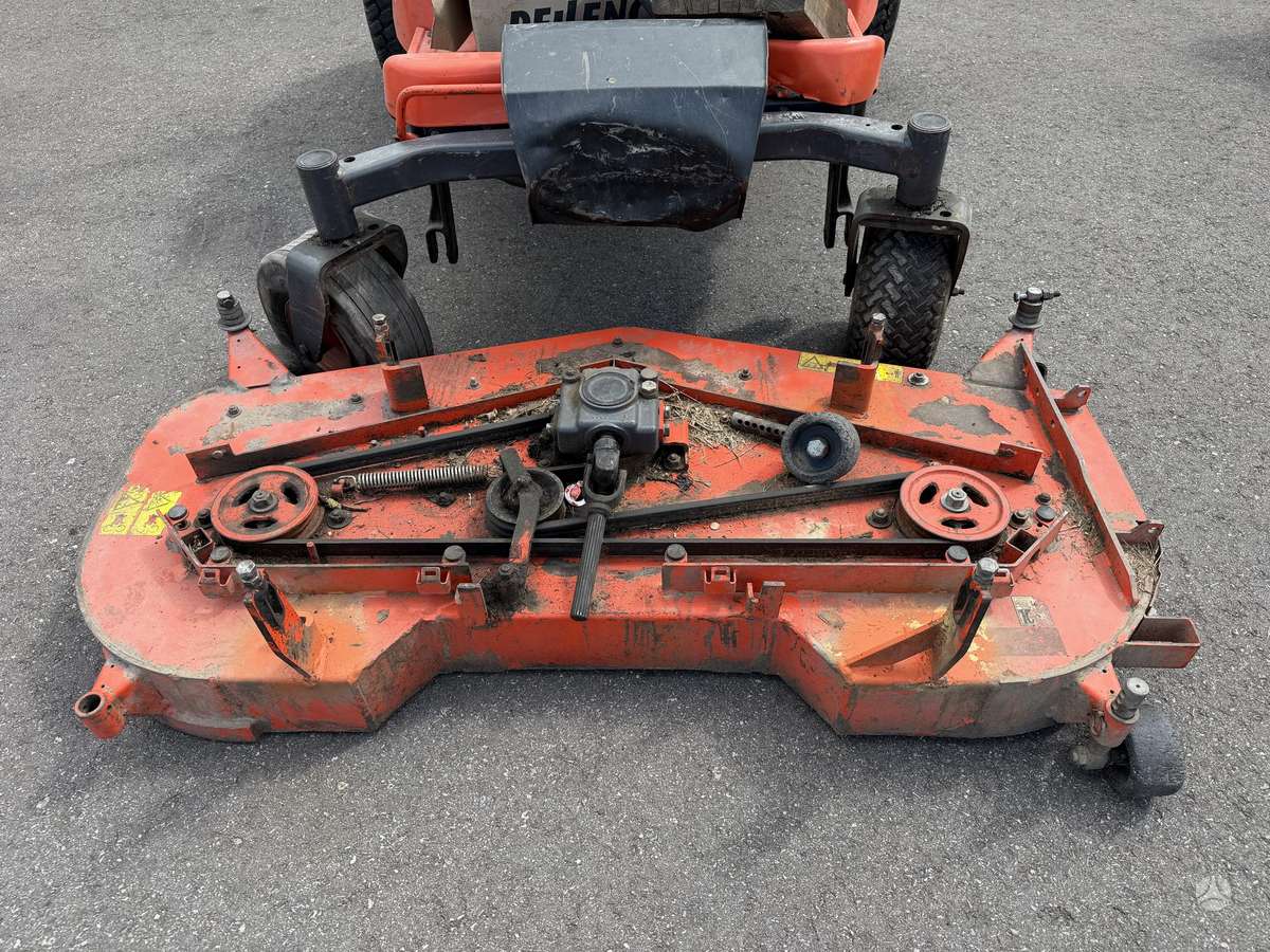 Kubota ZD326, garden tractors