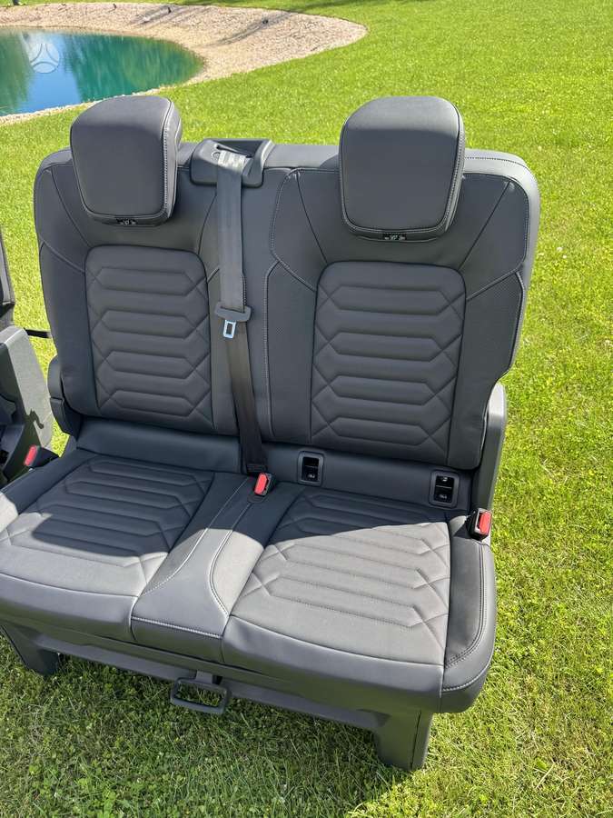 Ford Tourneo custom, passenger vans