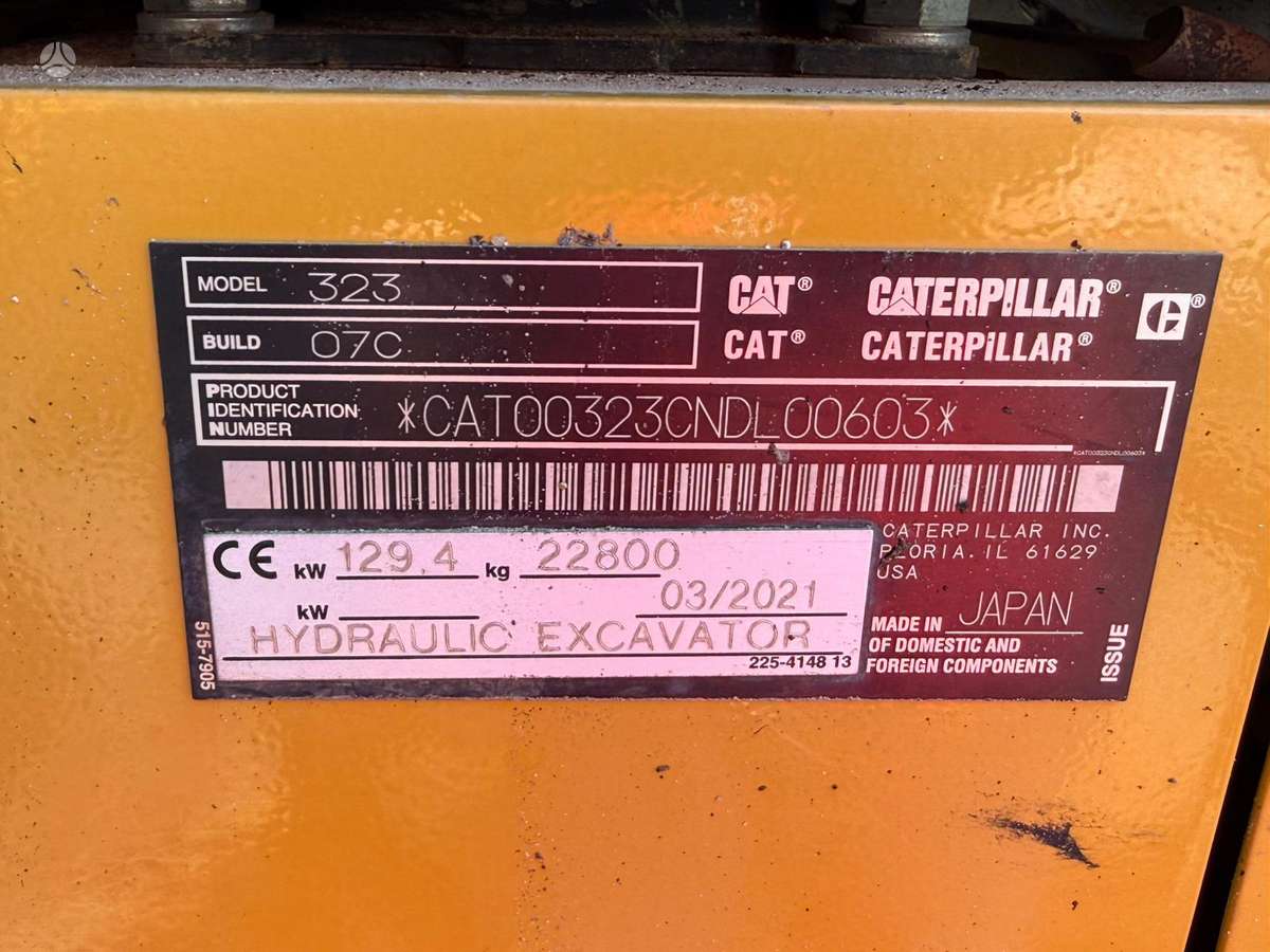 Caterpillar 323, ekskavatoriai