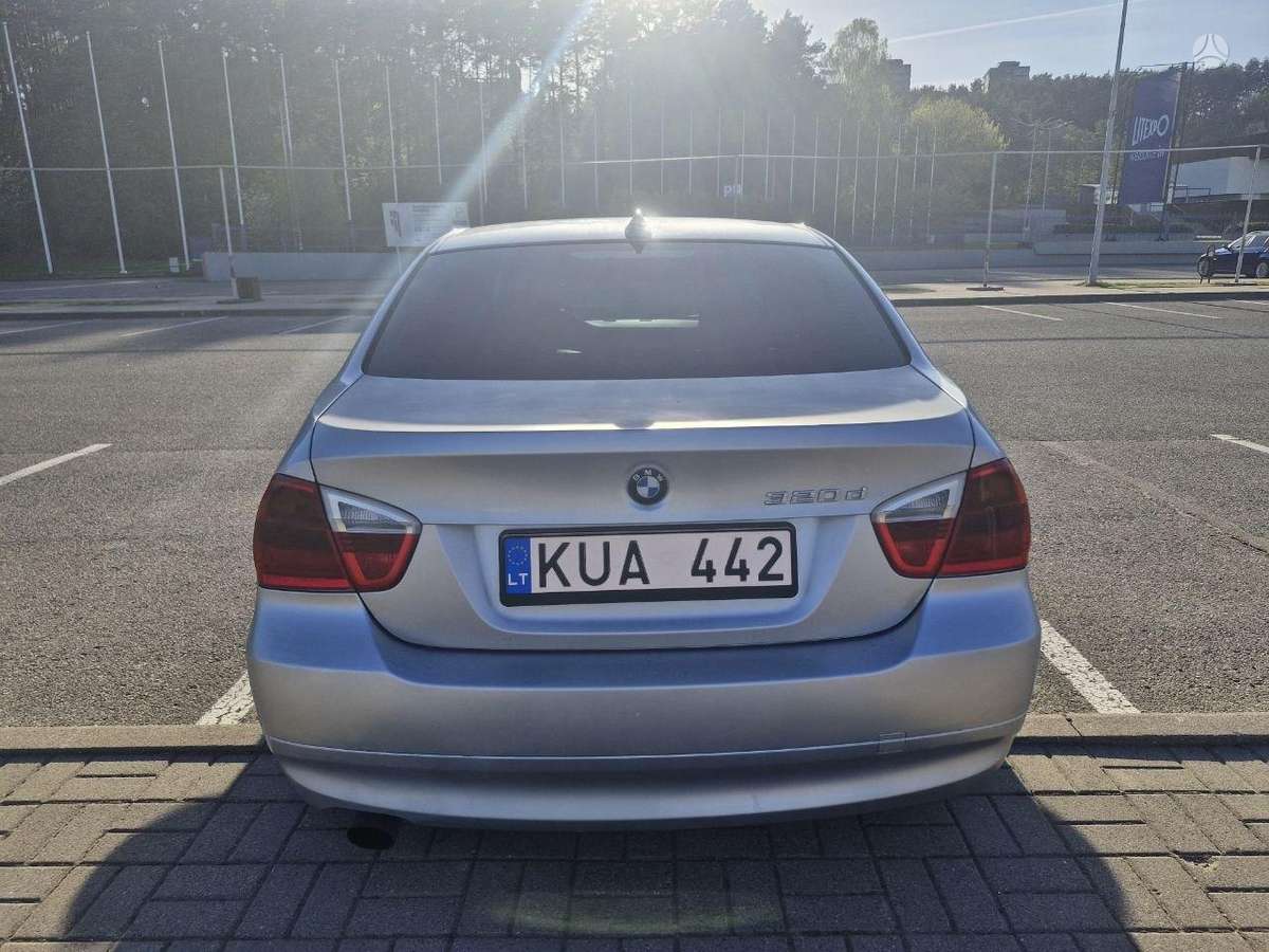 BMW 320, 2.0 l., Седан