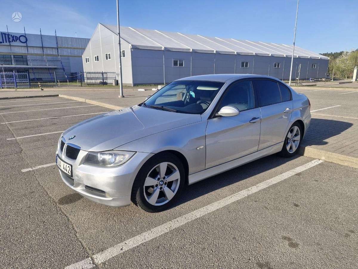BMW 320, 2.0 l., Седан