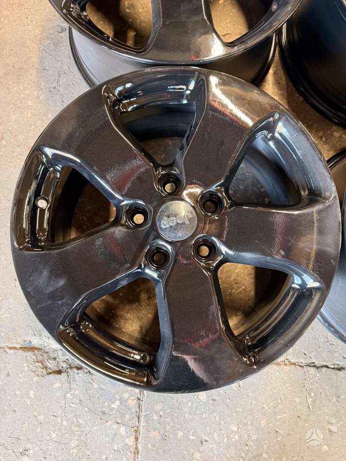Jeep, light alloy, R18