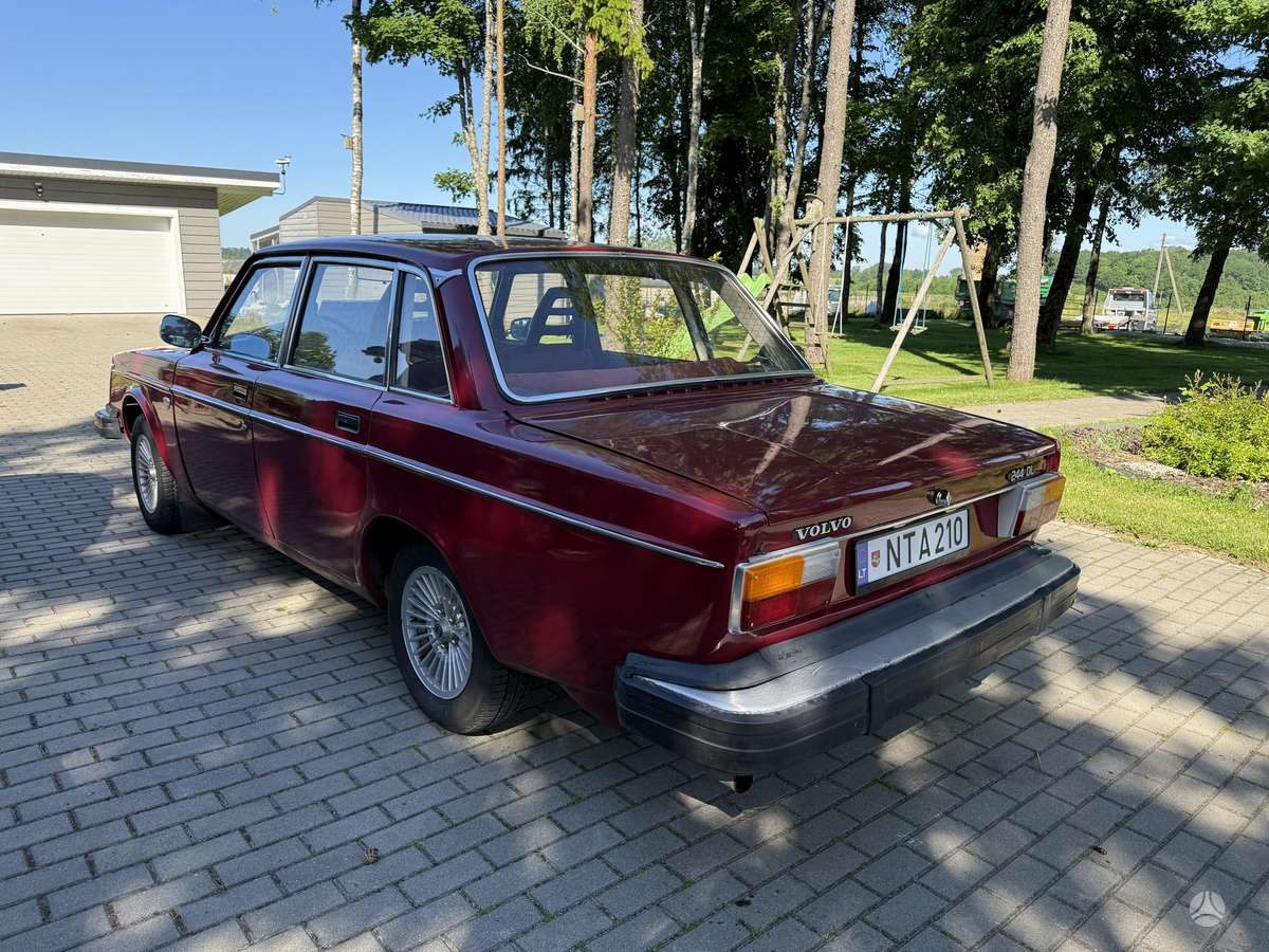 Volvo 244 - 4