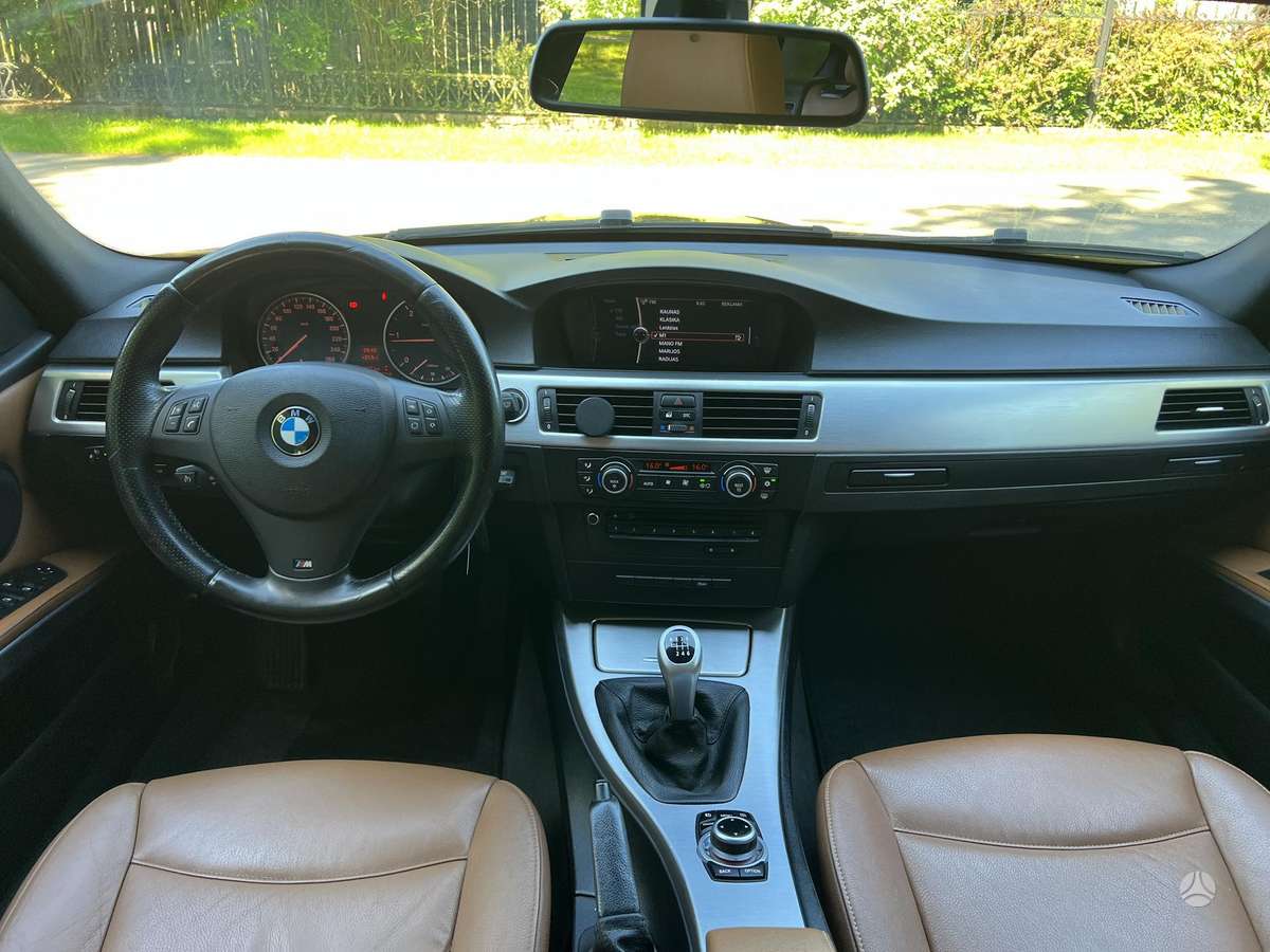 BMW 320, 2.0 l., Универсал