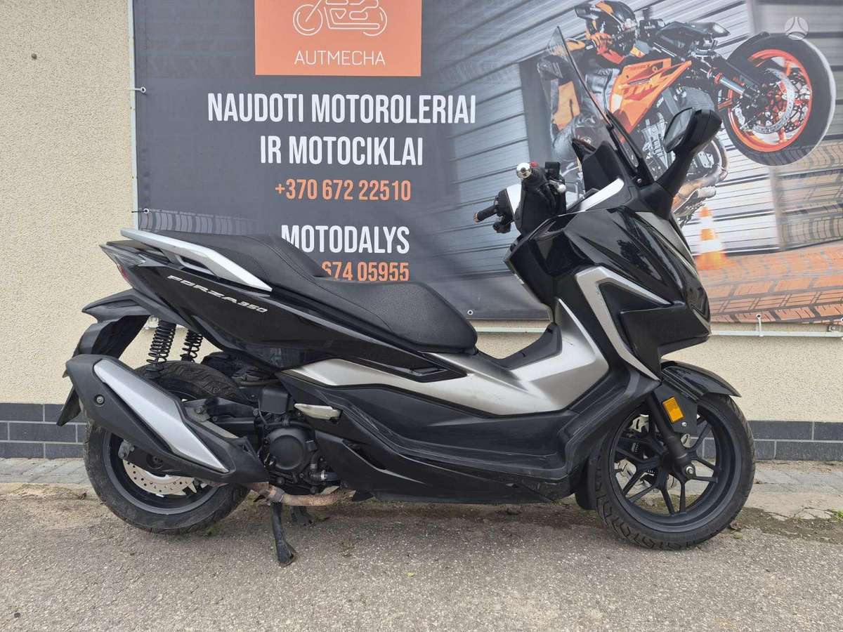 Honda Forza 350cc, мотороллеры / мопеды