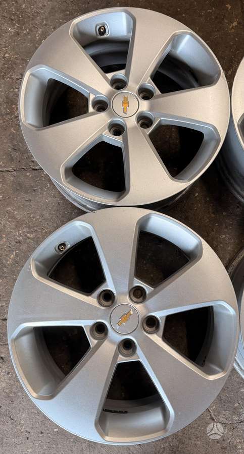 Chrysler, light alloy, R17