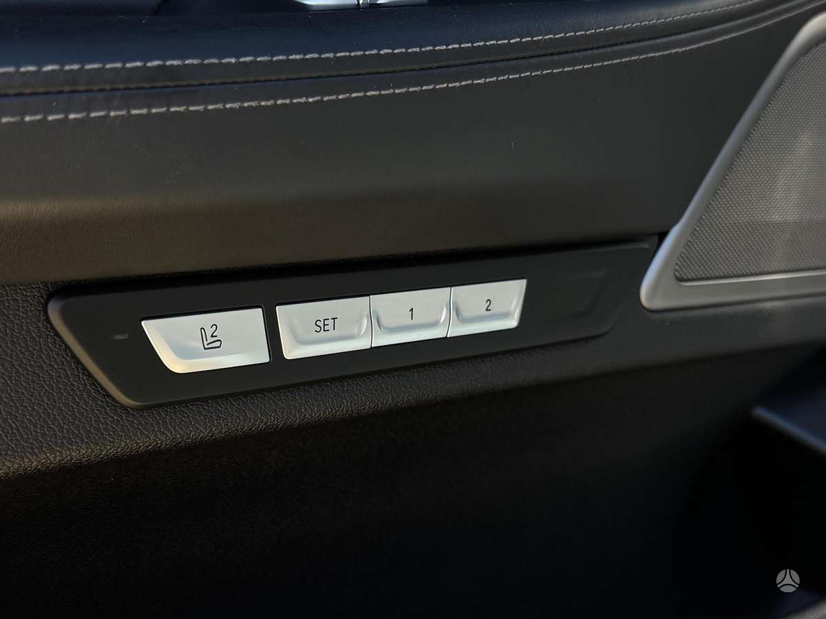 BMW 730, 3.0 l., Седан