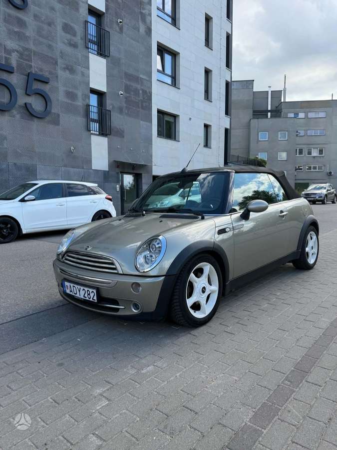 Mini Cooper, 1.6 l., convertible