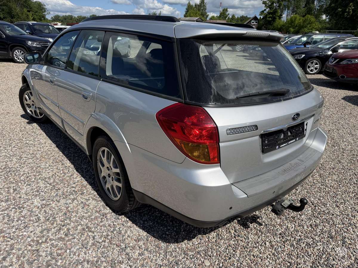 Subaru Outback, 2.5 l., universalas