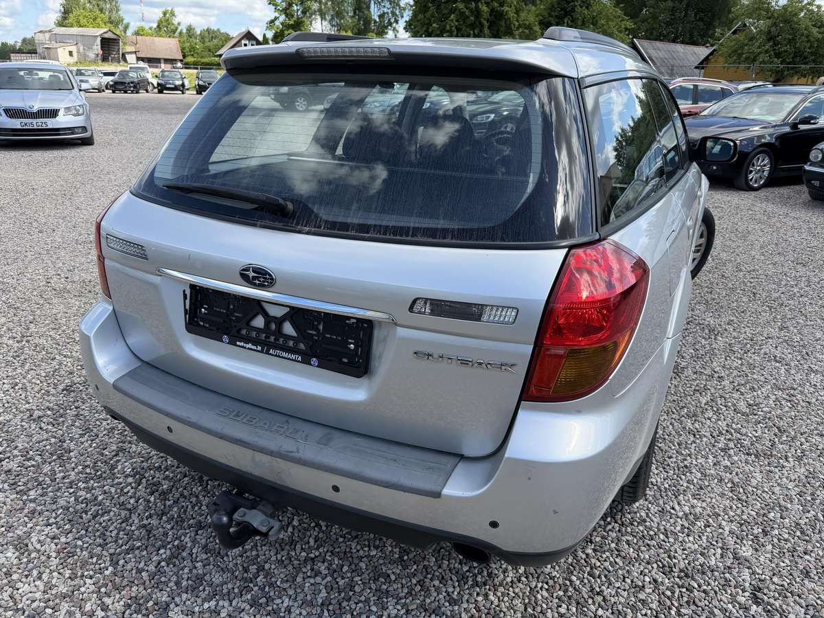Subaru Outback, 2.5 l., universalas