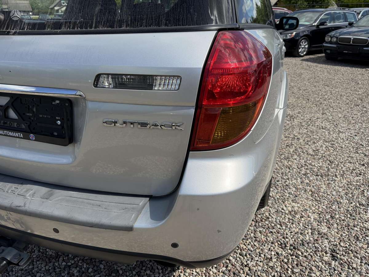 Subaru Outback, 2.5 l., universalas