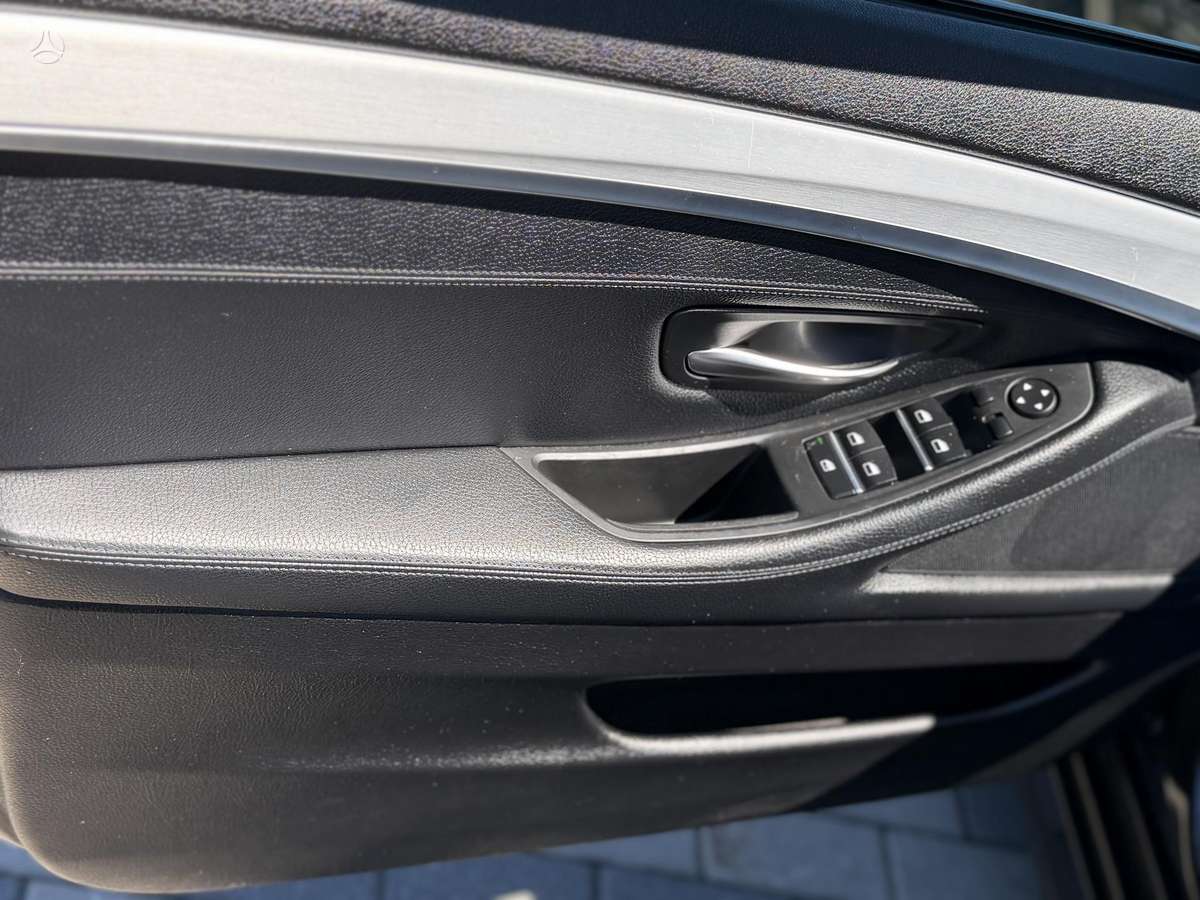 BMW 520, 2.0 l., Универсал