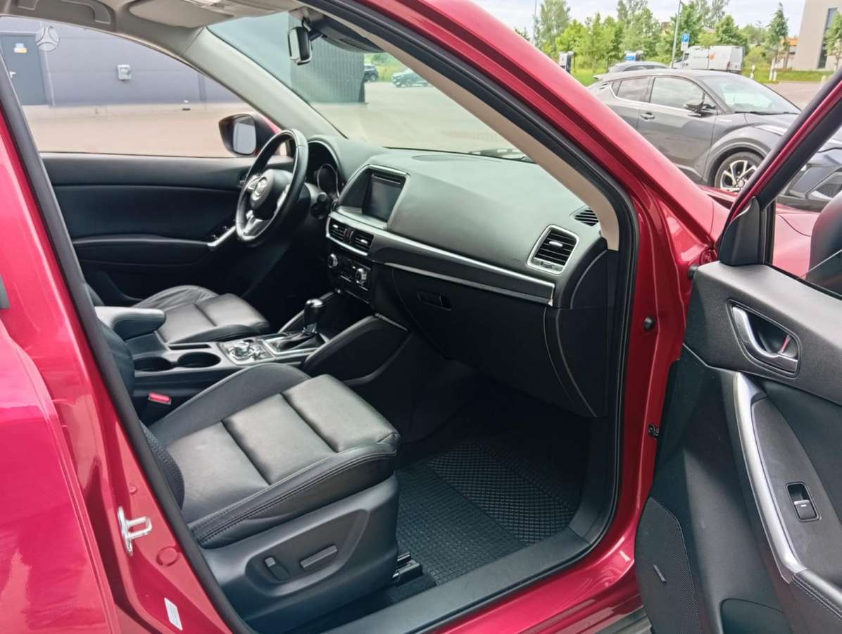 Mazda CX-5, 2.2 l., Внедорожник / Кроссовер