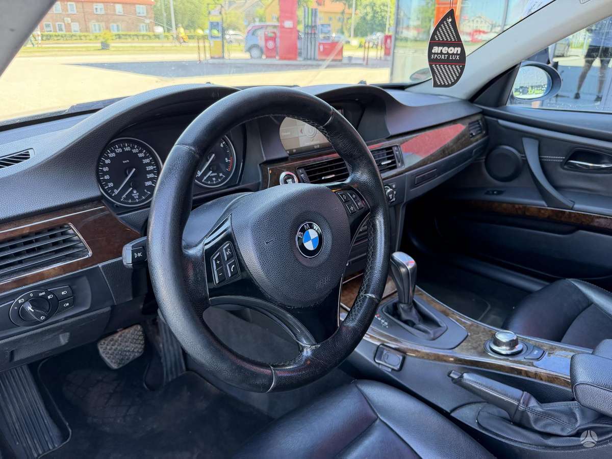 BMW 320, 2.0 l., coupe