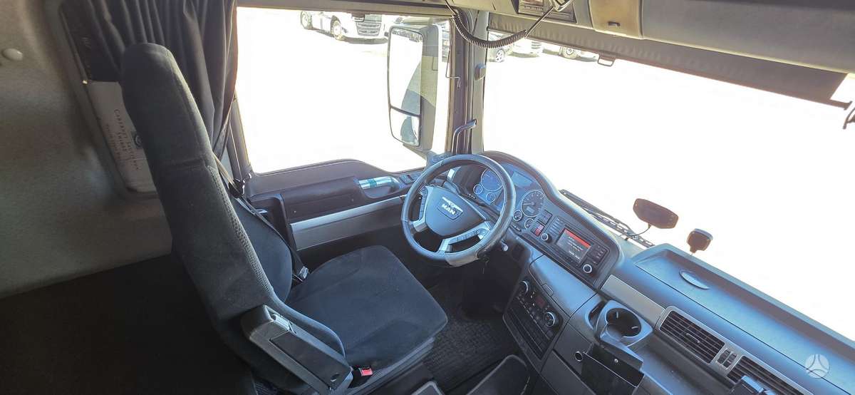 MAN TGX 480, 2 спальных места