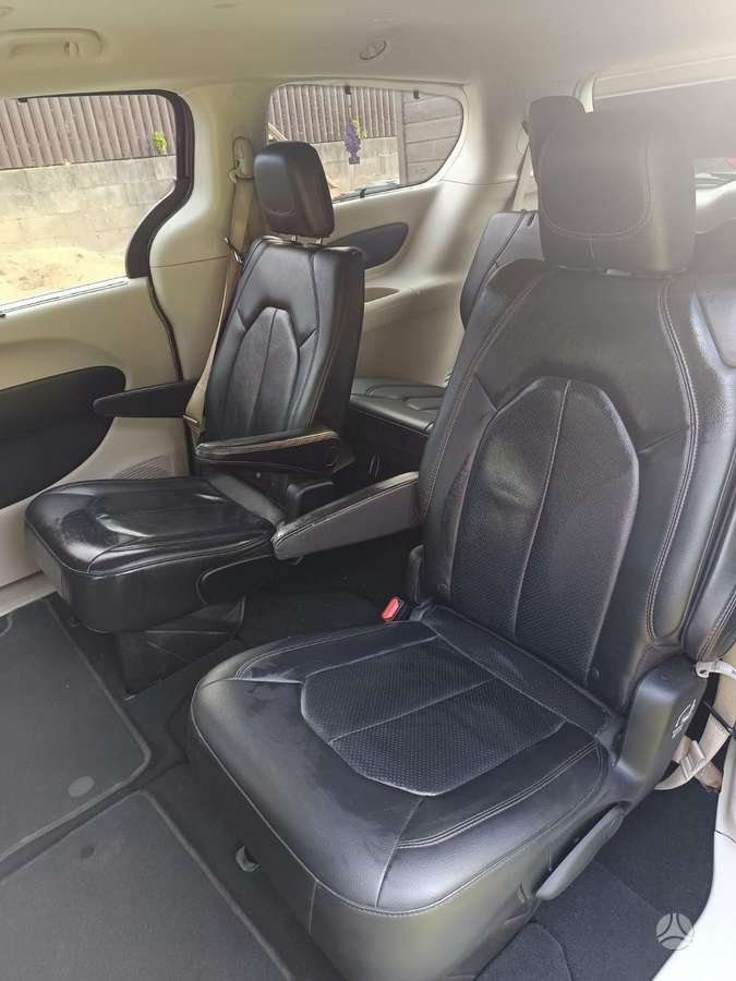 Chrysler Pacifica, 3.6 l., Минивэн