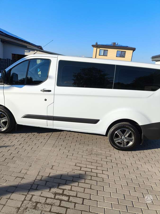 Ford Transit Custom, 2.2 l., Минивэн