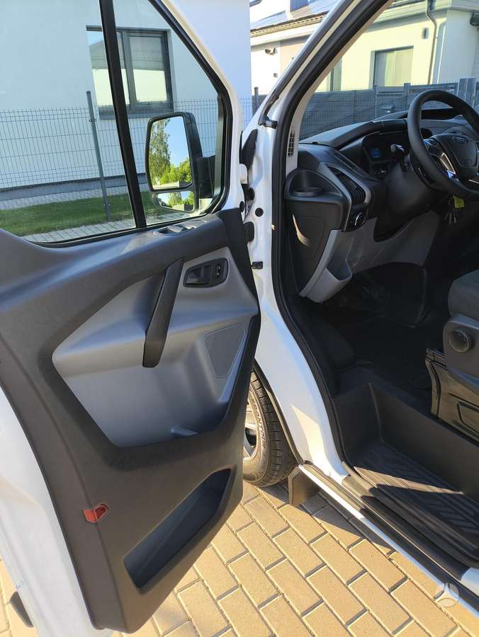 Ford Transit Custom, 2.2 l., mpv / minivan