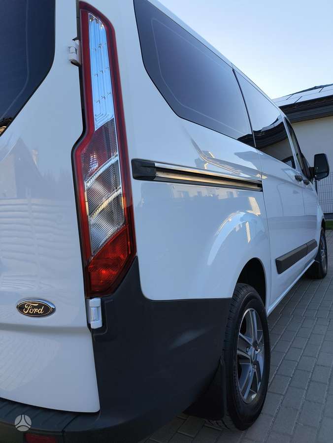 Ford Transit Custom, 2.2 l., Минивэн