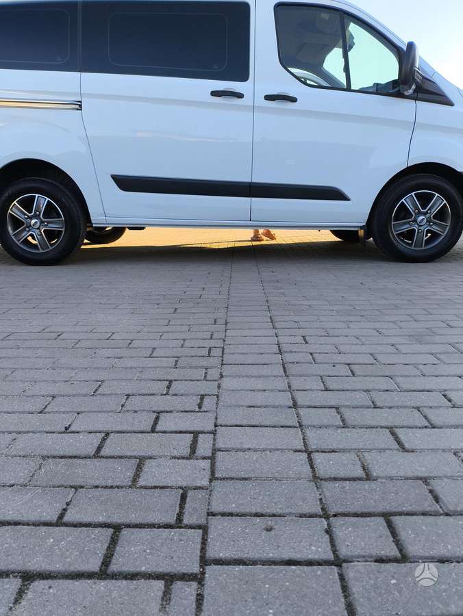 Ford Transit Custom, 2.2 l., mpv / minivan