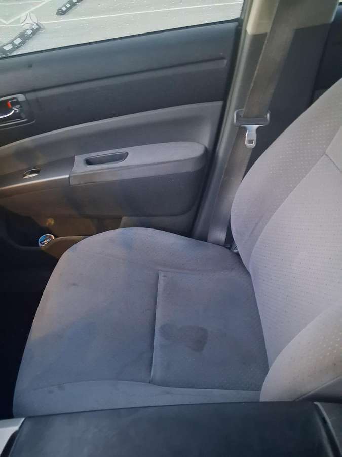 Toyota Prius - 9
