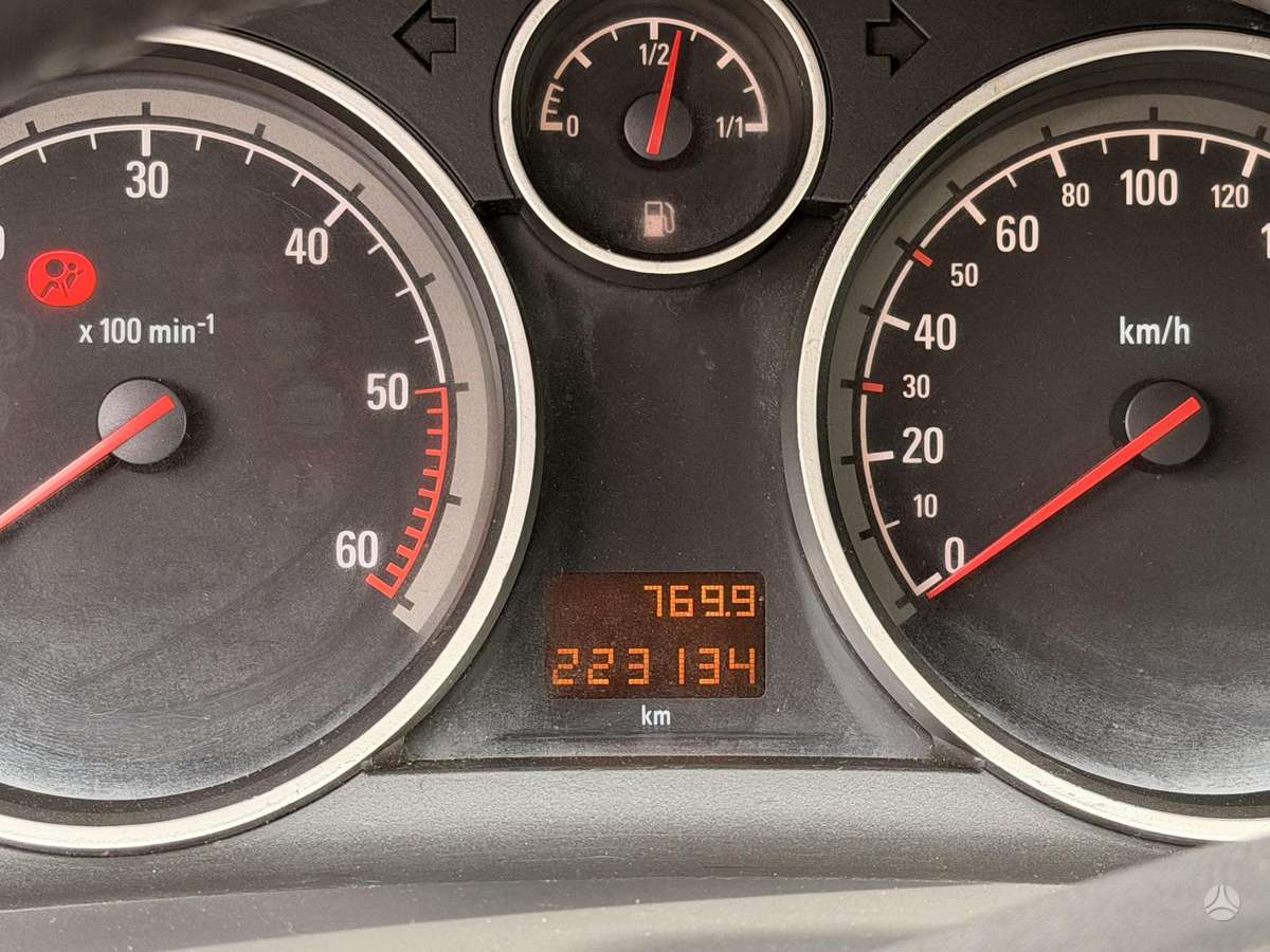 Opel Astra, 1.7 l., hatchback