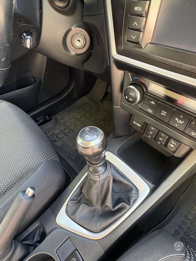 Toyota Auris, 1.3 l., hatchback