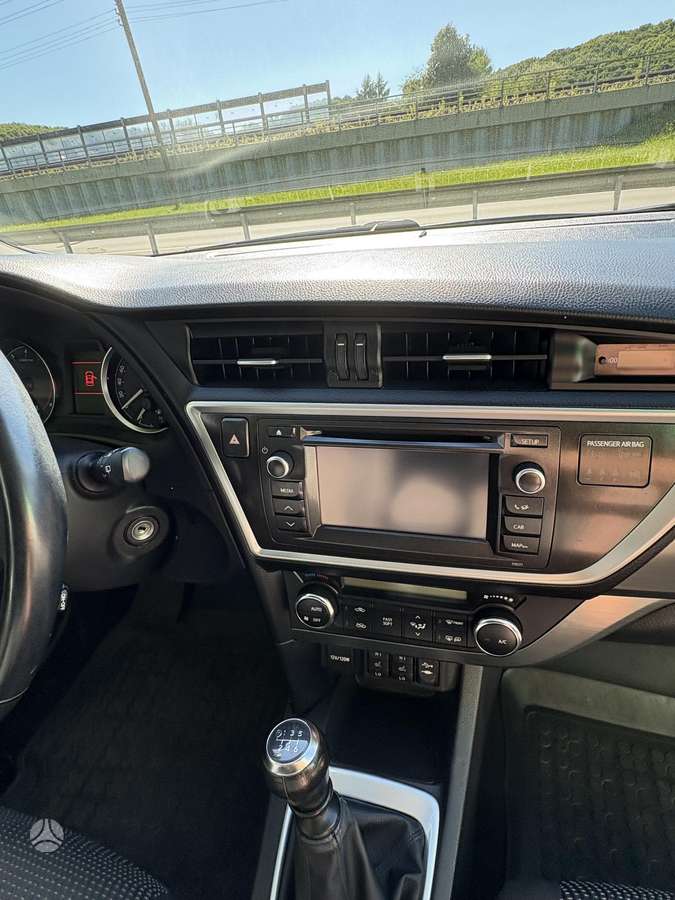 Toyota Auris, 1.3 l., hatchback