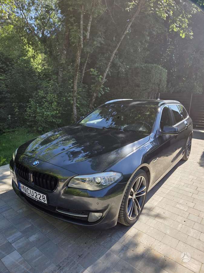 BMW 520, 2.0 l., wagon