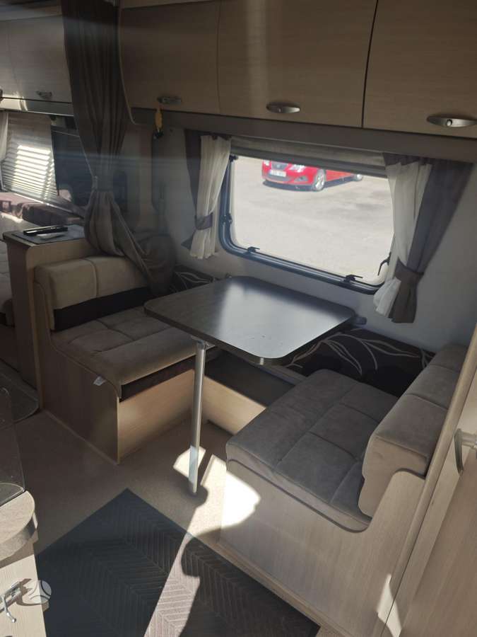 Swift ElilITE EMERALD, кемперы